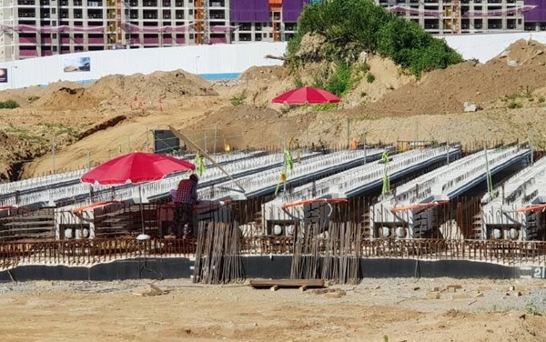 청주 동남지구 아파트 건설현장 모습.