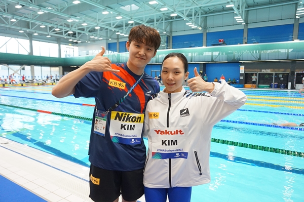 한국 수영 경영 대표팀 김서영(왼쪽)과 김우민.